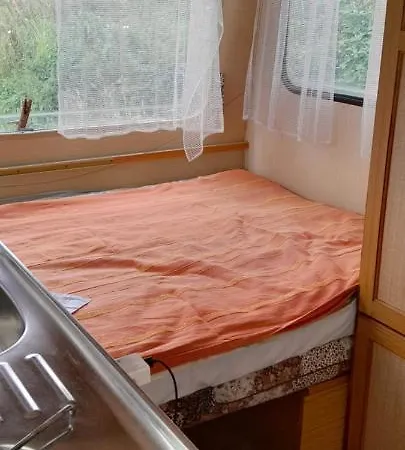 Campsite Caravane Hote *