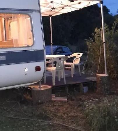 Caravane Hote * Carhaix-Plouguer